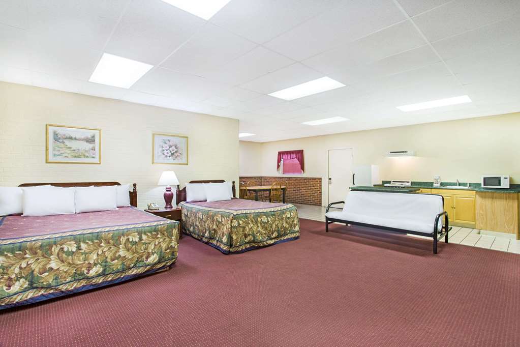 Bristol Parkway inn