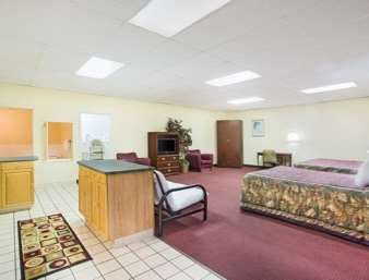 Bristol Parkway inn