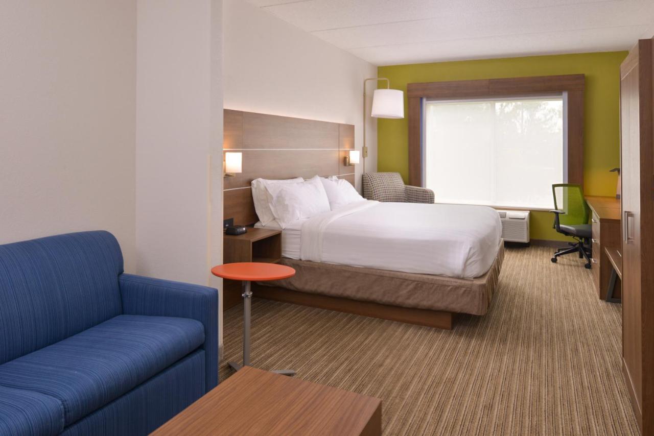 Holiday Inn Express & Suites Chattanooga East Ridge