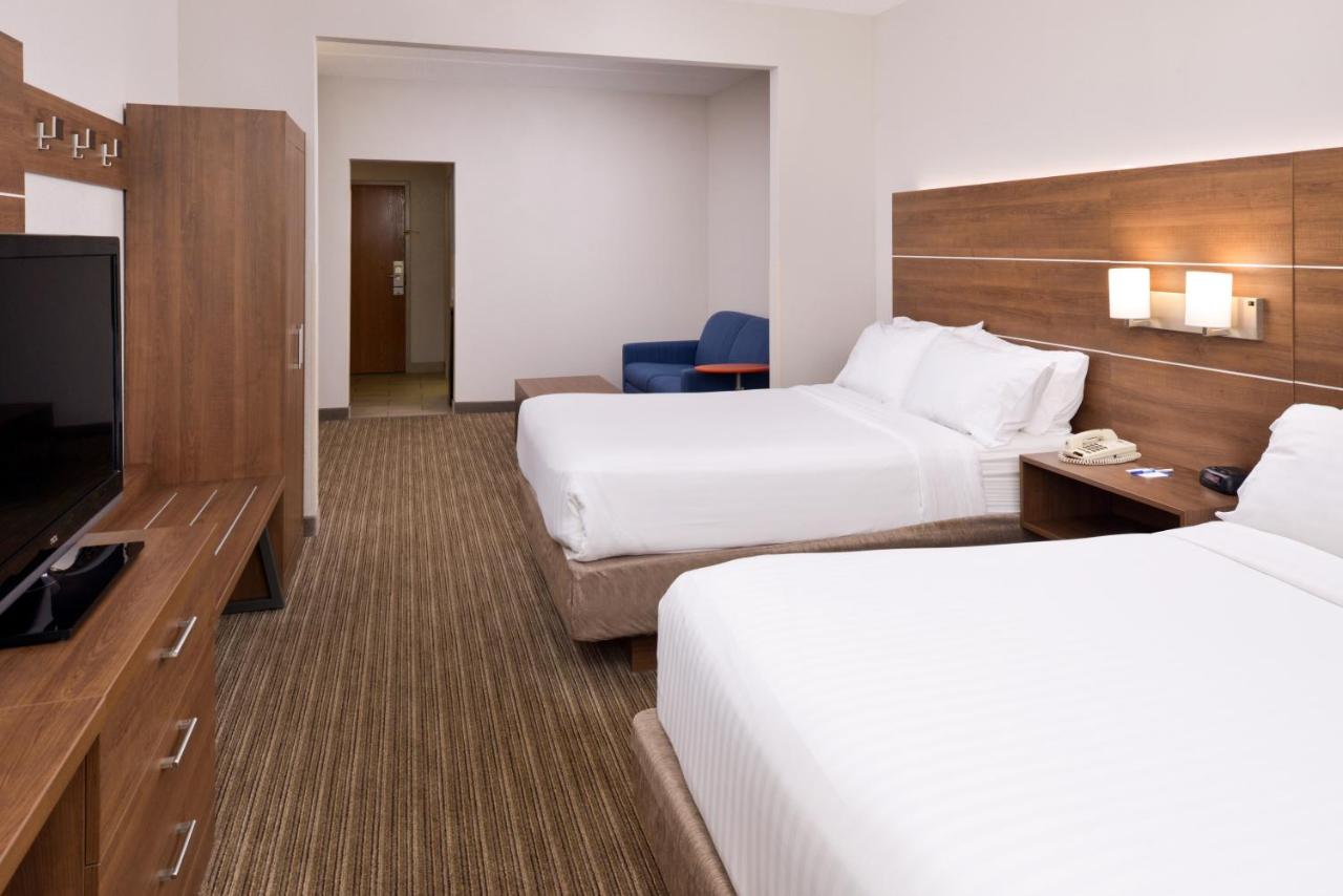 Holiday Inn Express & Suites Chattanooga East Ridge