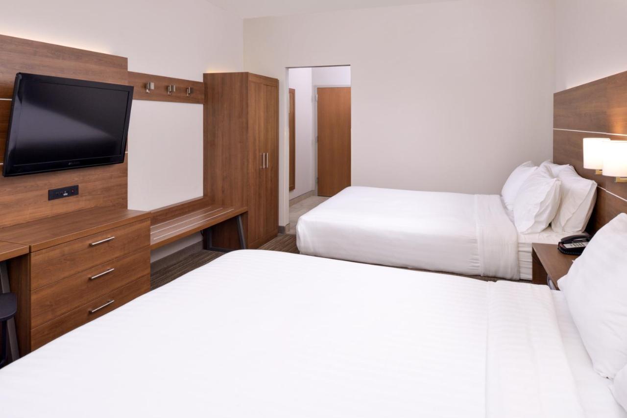 Holiday Inn Express & Suites Chattanooga East Ridge