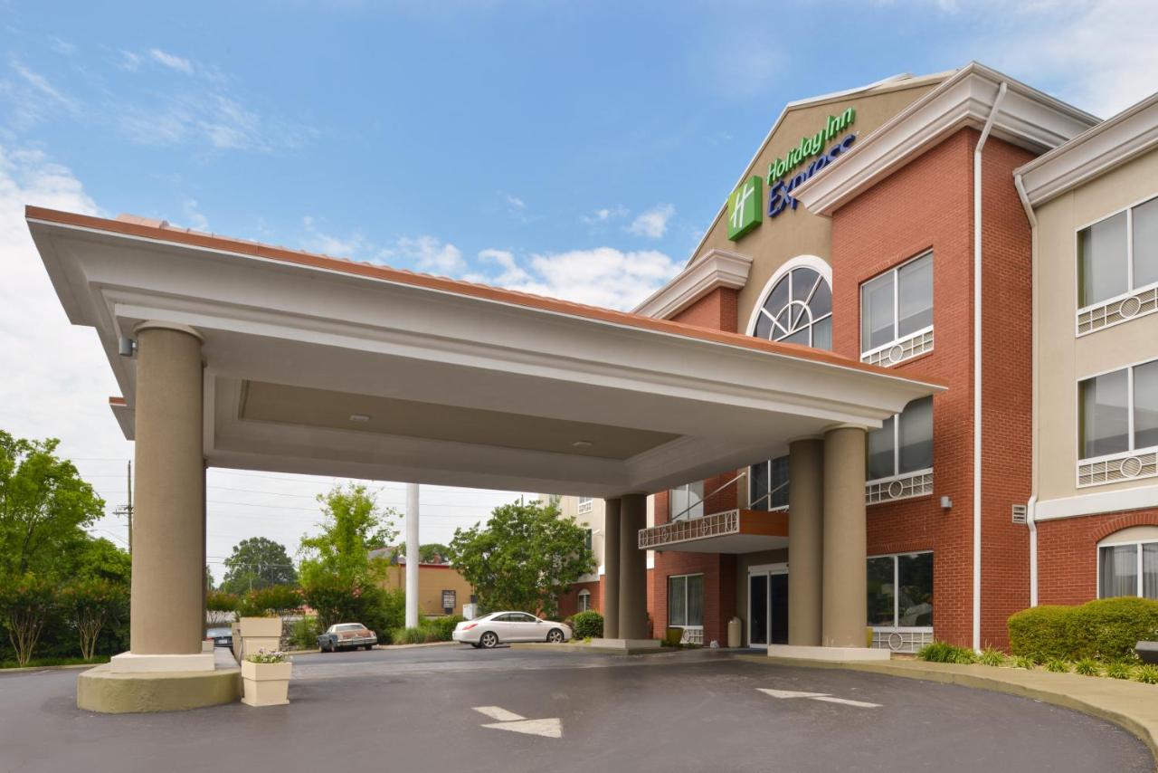 Holiday Inn Express & Suites Chattanooga East Ridge