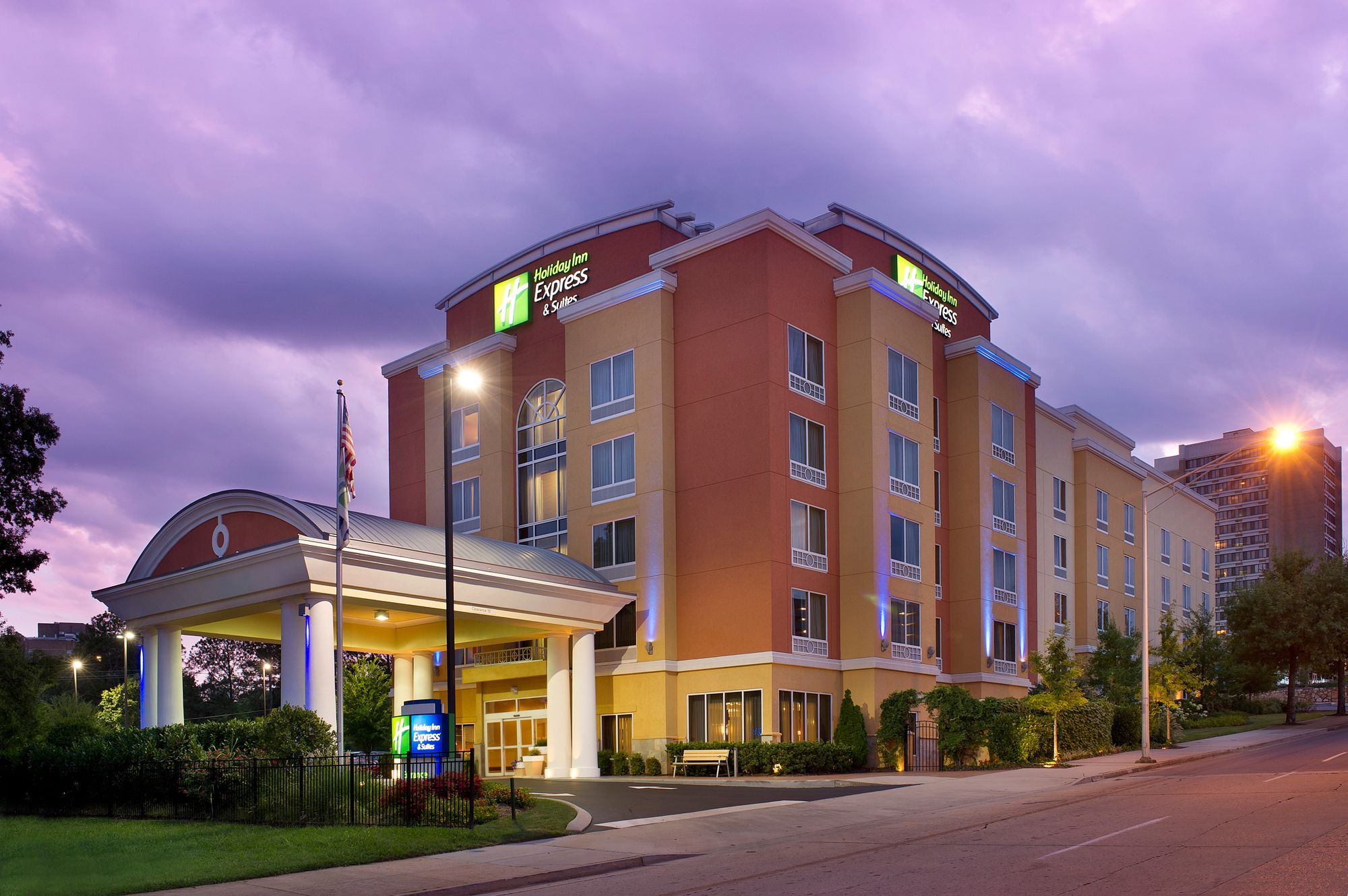 Holiday Inn Express Hotel & Suites Chattanooga Downtown