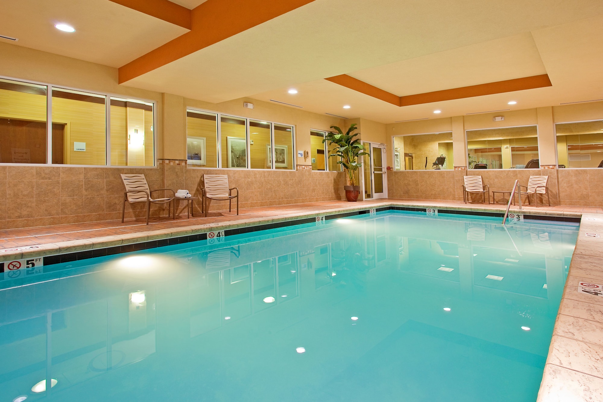 Holiday Inn Express Hotel & Suites Chattanooga Downtown