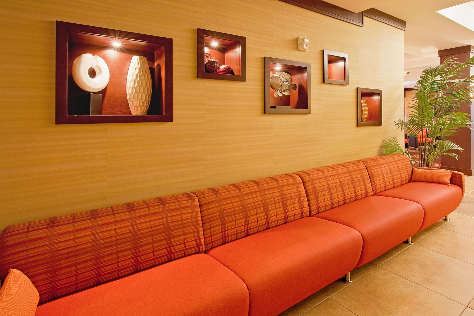 Holiday Inn Express Hotel & Suites Chattanooga Downtown