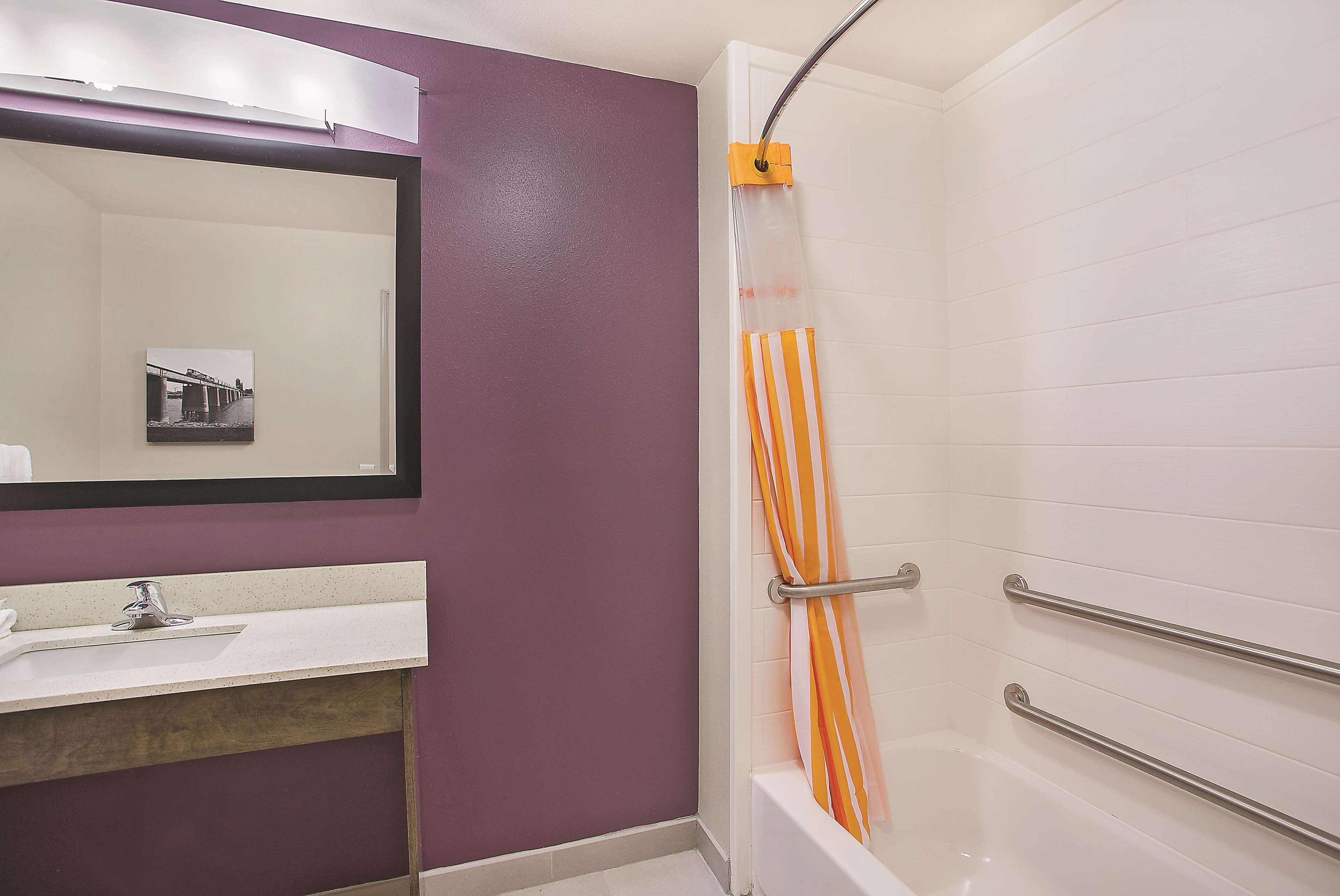 La Quinta Inn & Suites by Wyndham Chattanooga - Lookout Mtn