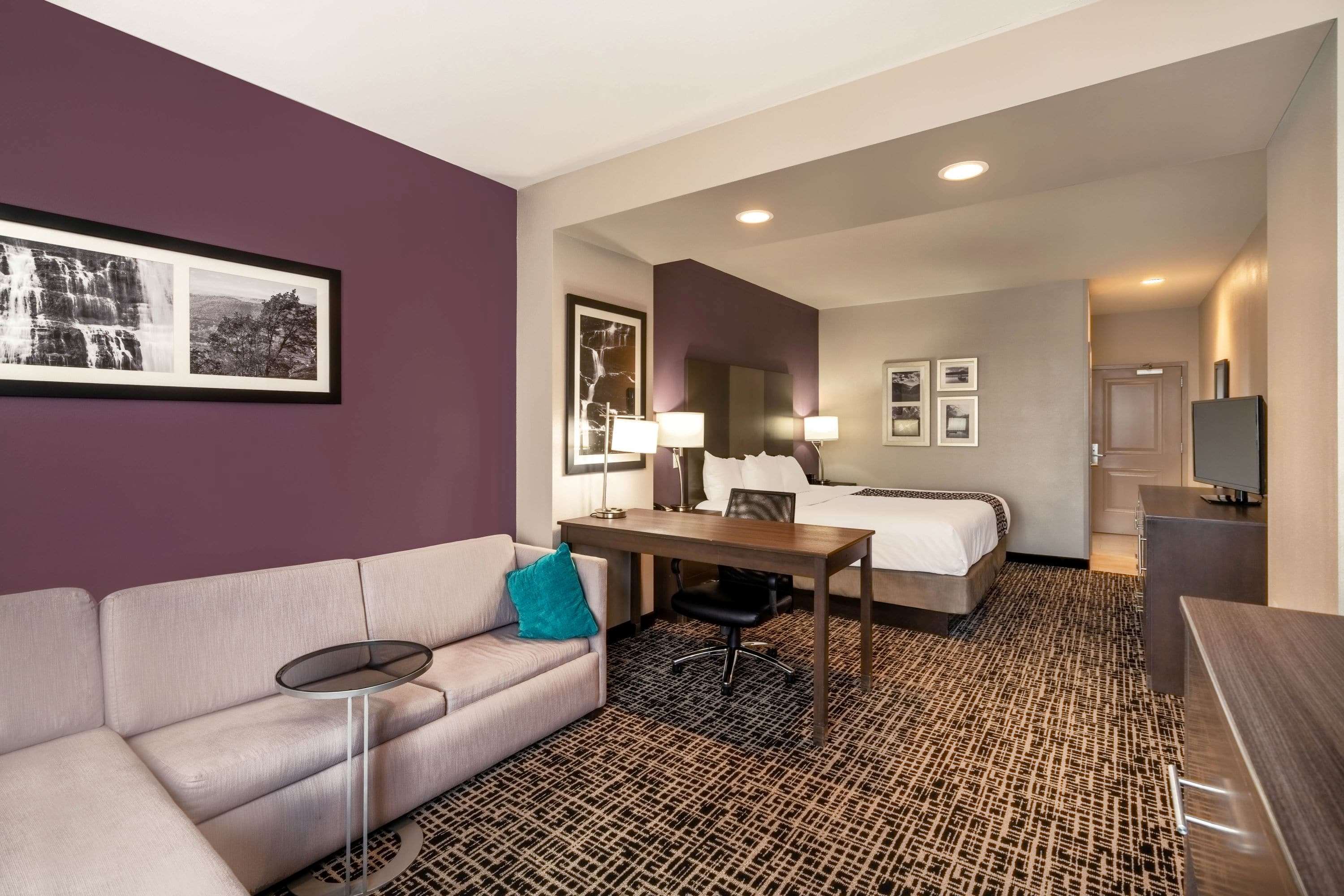 La Quinta Inn & Suites by Wyndham Chattanooga - Lookout Mtn