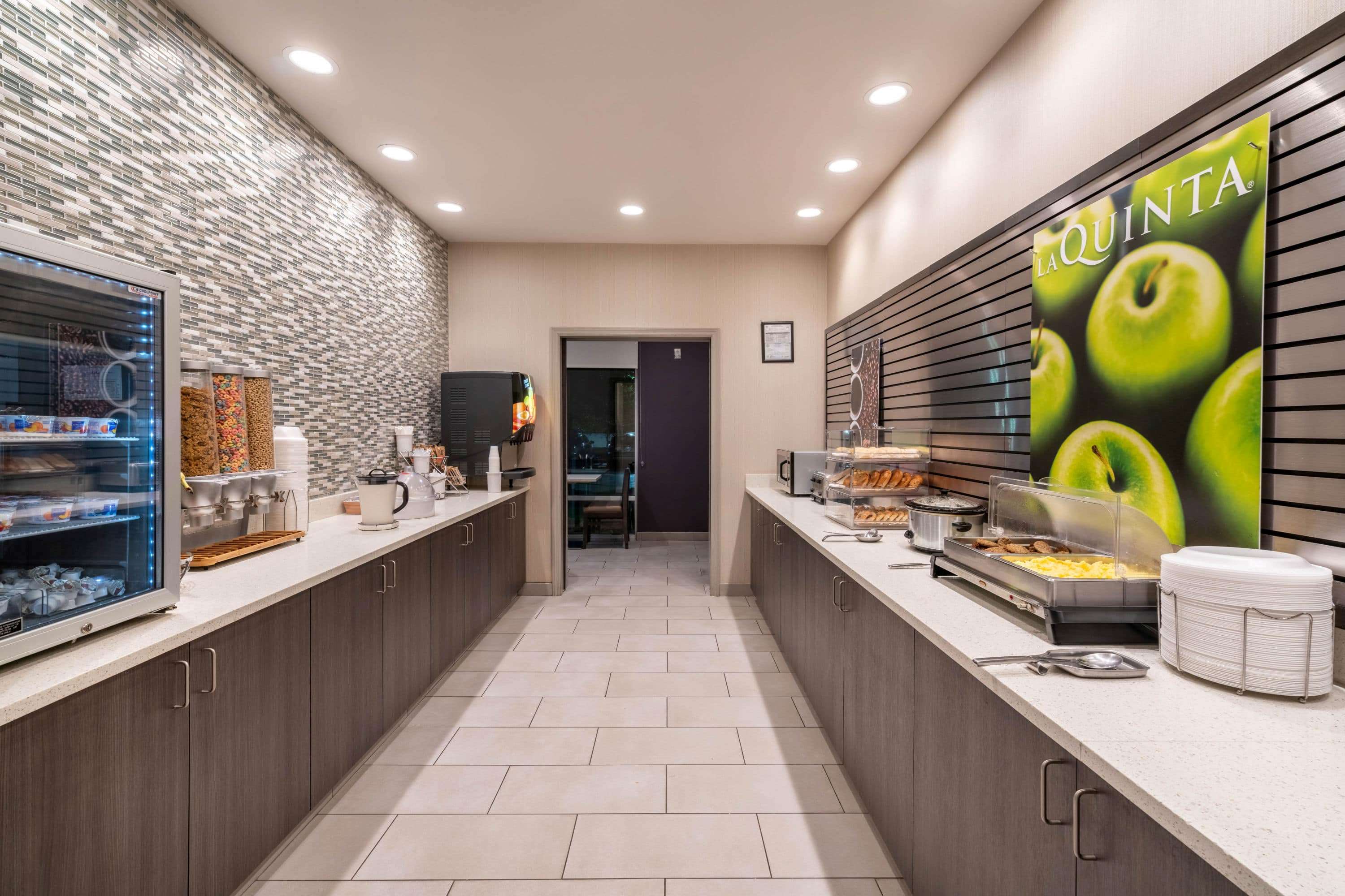 La Quinta Inn & Suites by Wyndham Chattanooga - Lookout Mtn