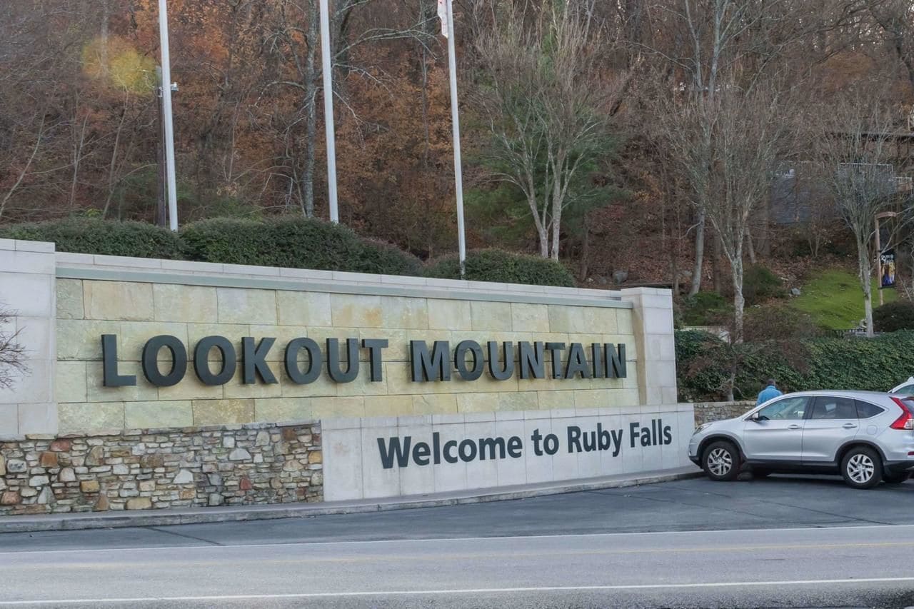 La Quinta Inn & Suites by Wyndham Chattanooga - Lookout Mtn