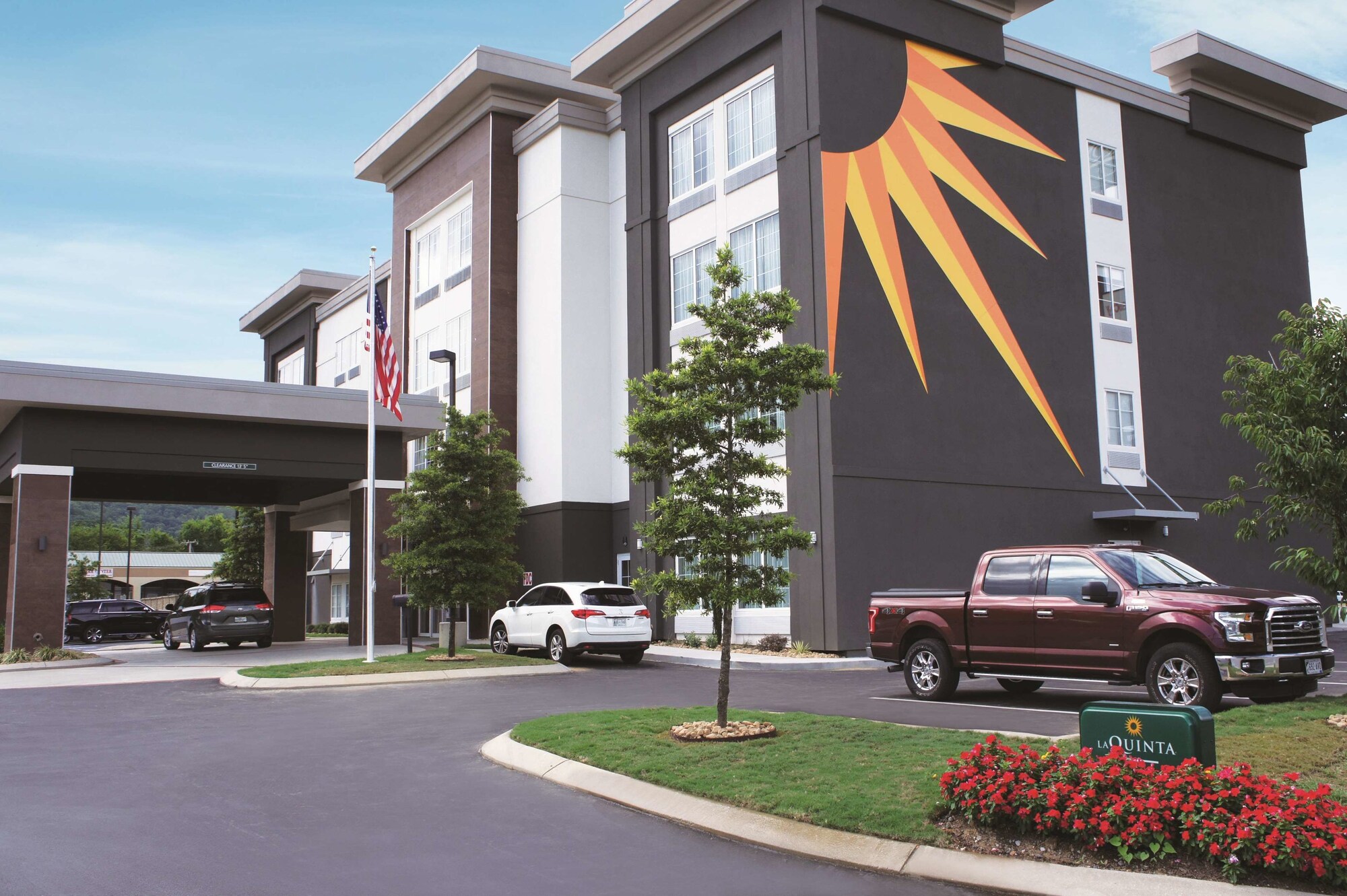 La Quinta Inn & Suites by Wyndham Chattanooga - Lookout Mtn