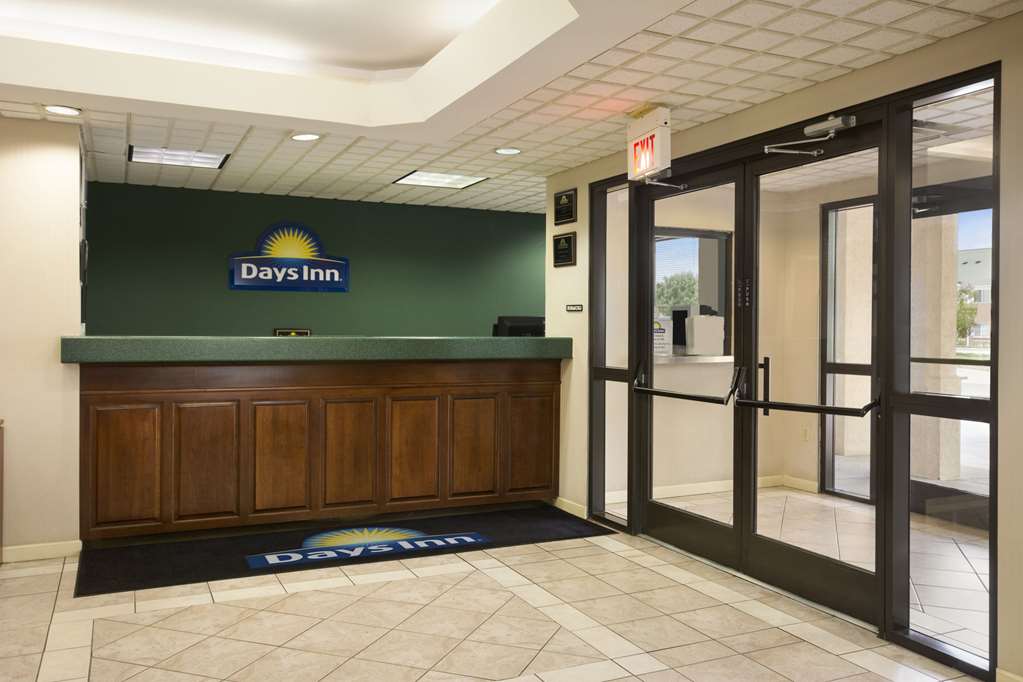 Days Inn by Wyndham Clarksville North