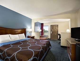 Days Inn by Wyndham Clarksville North