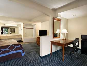 Days Inn by Wyndham Clarksville North