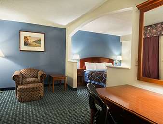 Days Inn by Wyndham Clarksville North