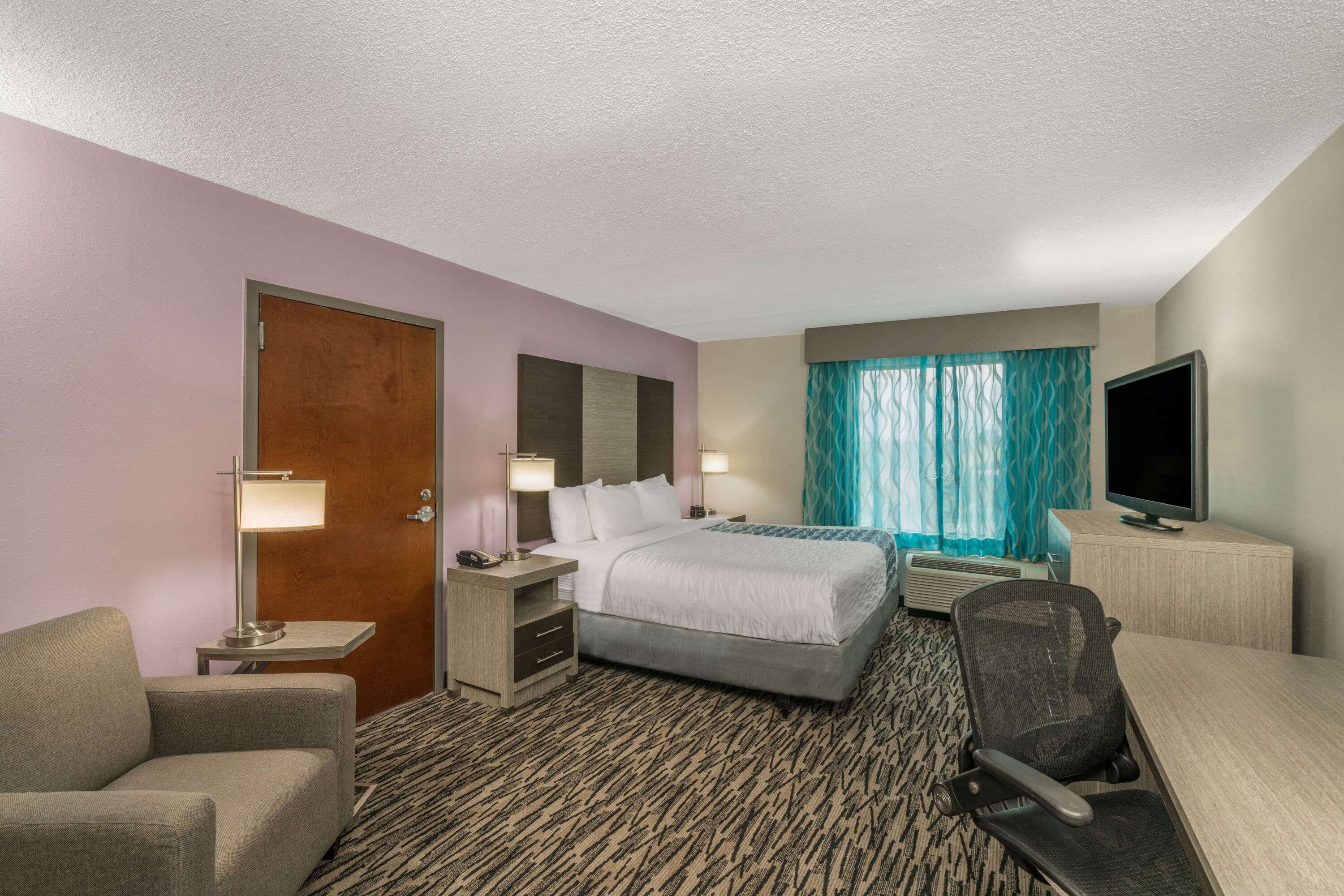 La Quinta Inn & Suites by Wyndham Clarksville