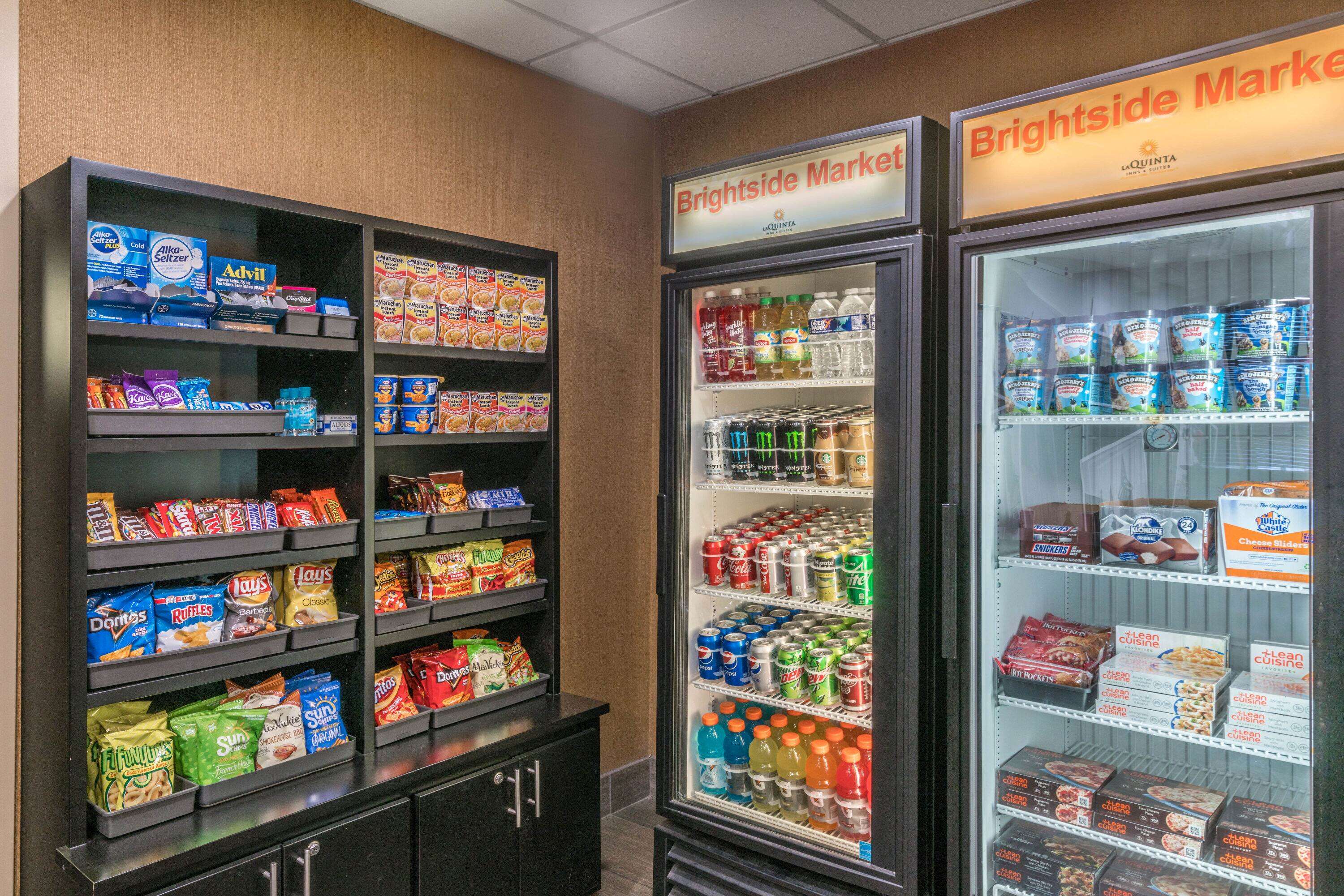 La Quinta Inn & Suites by Wyndham Clarksville