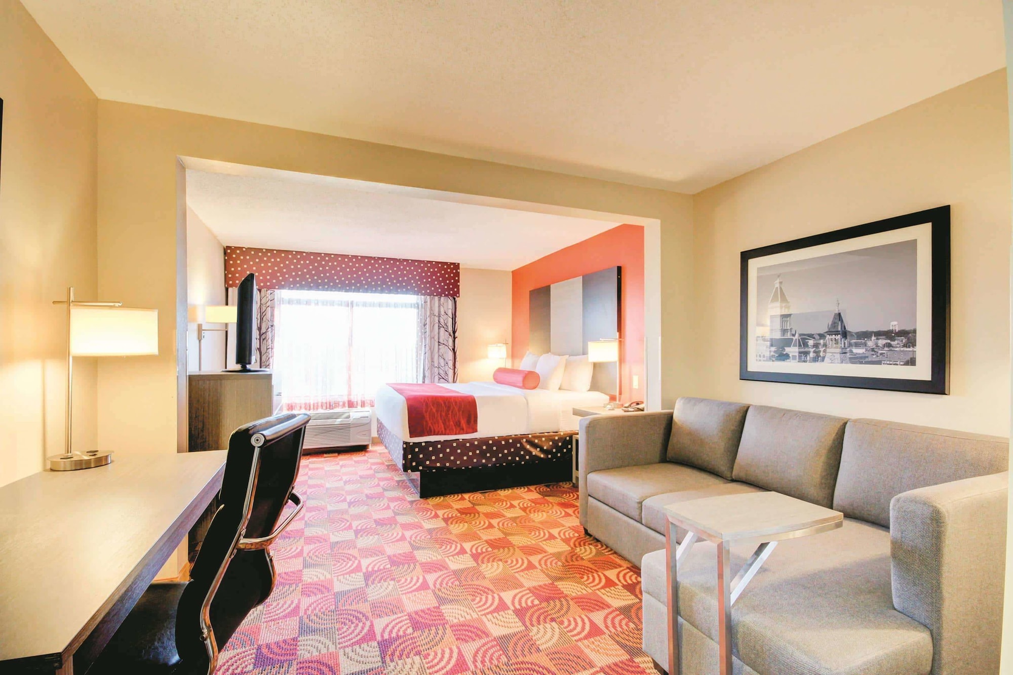 La Quinta Inn & Suites by Wyndham Clarksville