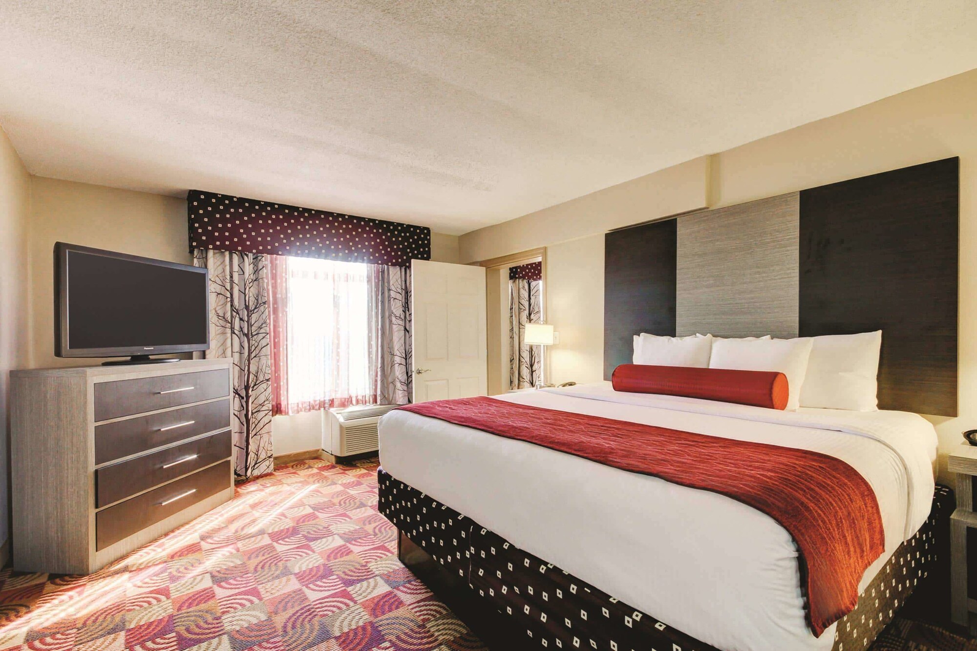 La Quinta Inn & Suites by Wyndham Clarksville