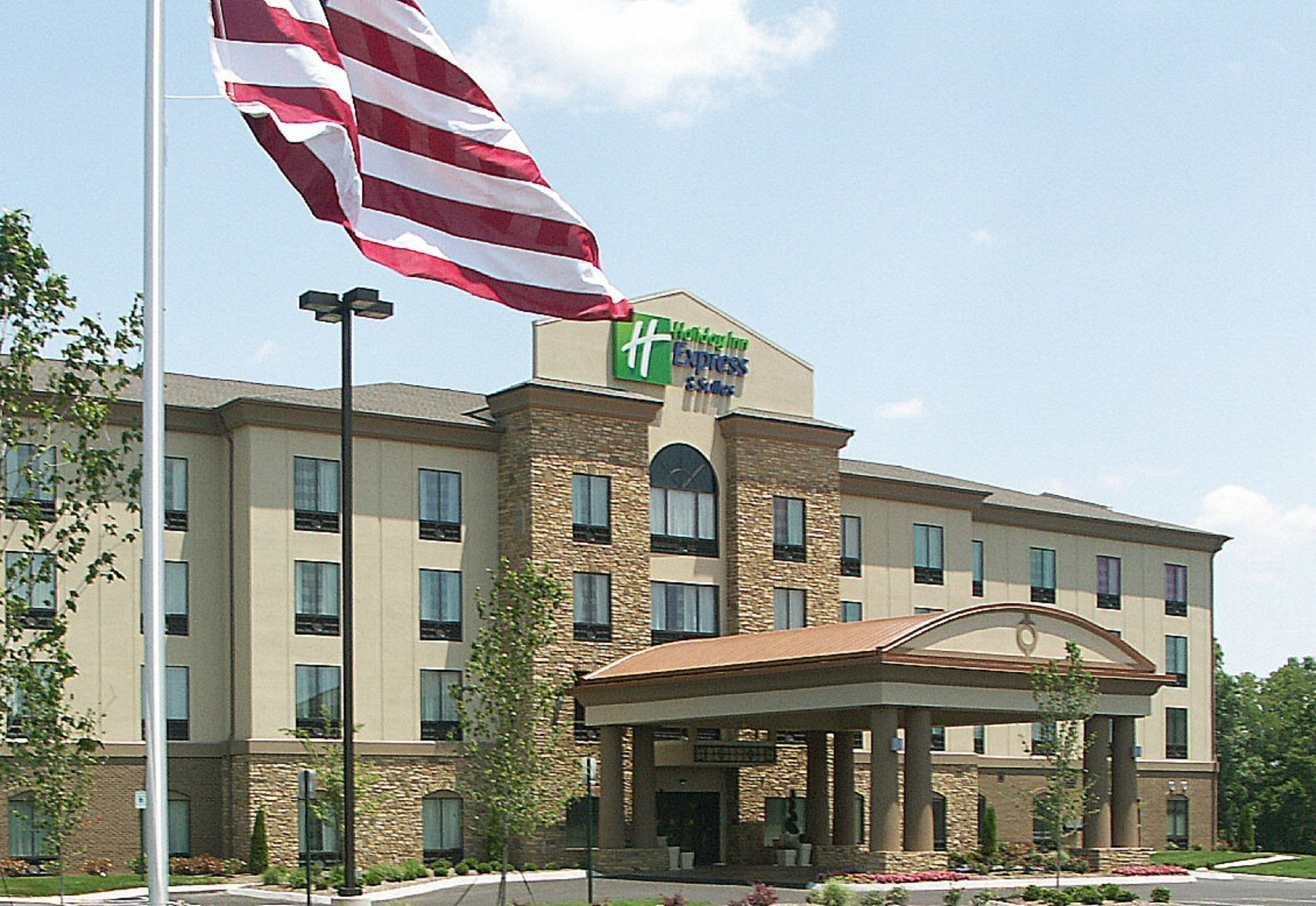 Holiday Inn Express Cleveland Northwest