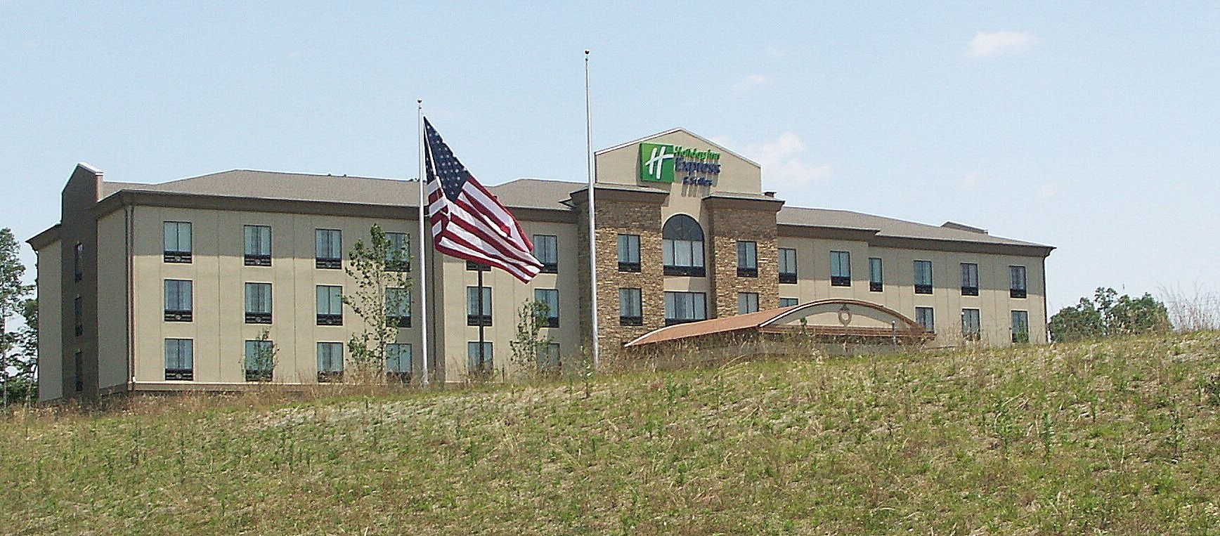 Holiday Inn Express Cleveland Northwest