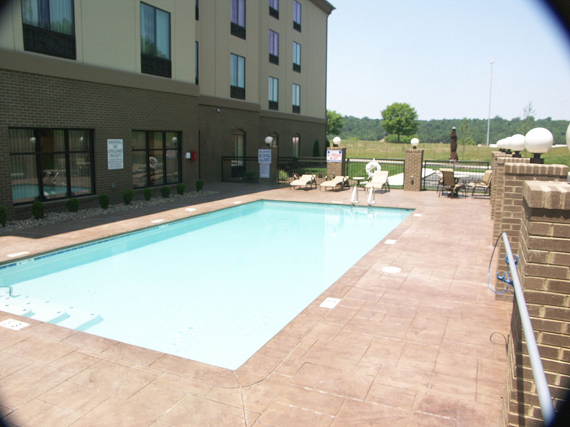 Holiday Inn Express Cleveland Northwest