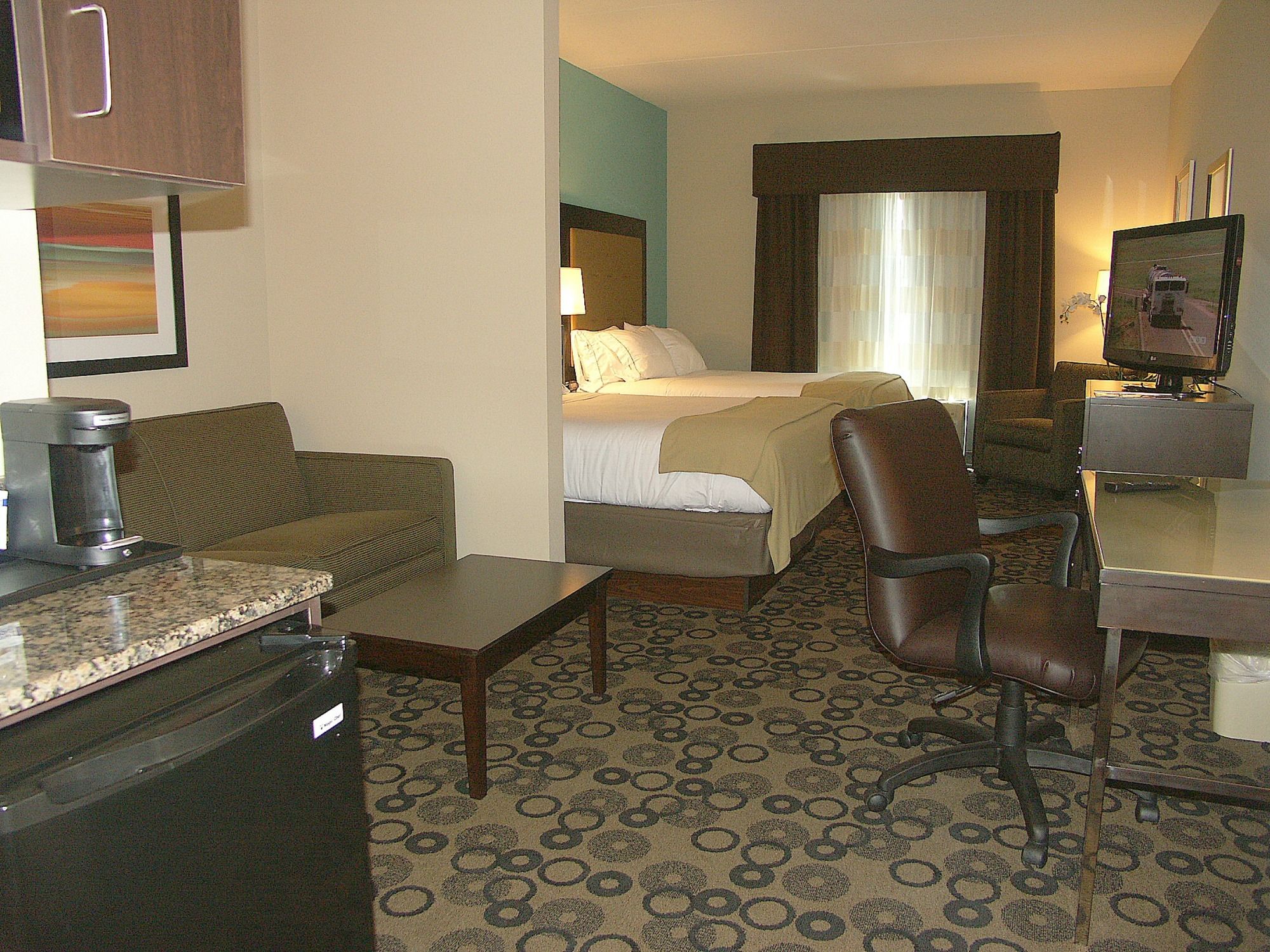 Holiday Inn Express Cleveland Northwest