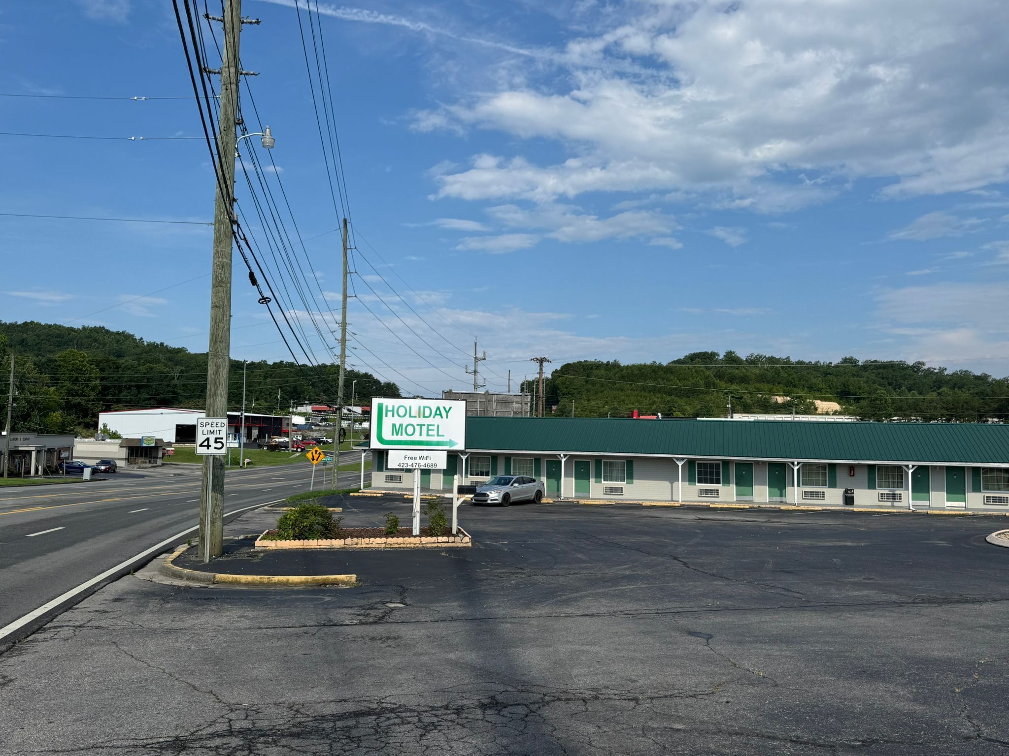 Holiday Motel by Belvilla Cleveland, TN