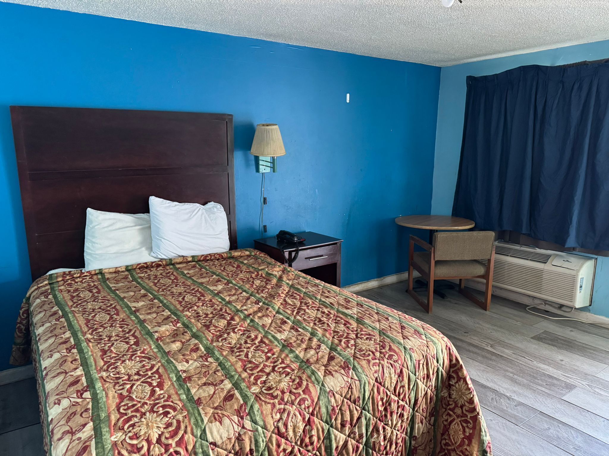 Holiday Motel by Belvilla Cleveland, TN