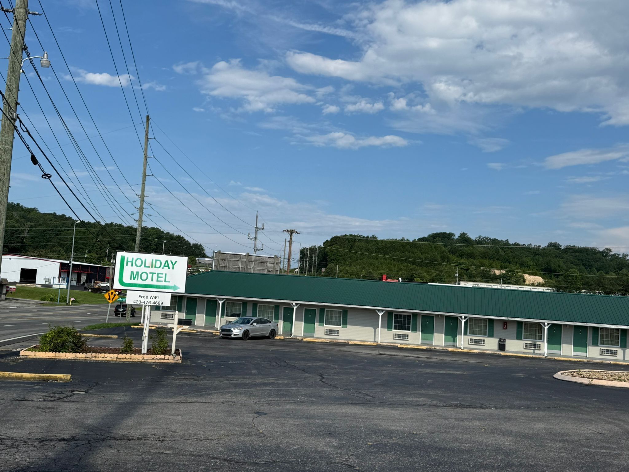 Holiday Motel by Belvilla Cleveland, TN
