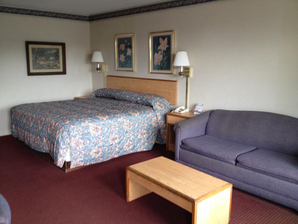 Knights Inn Cleveland