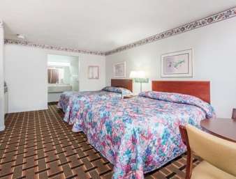 Knights Inn Cleveland
