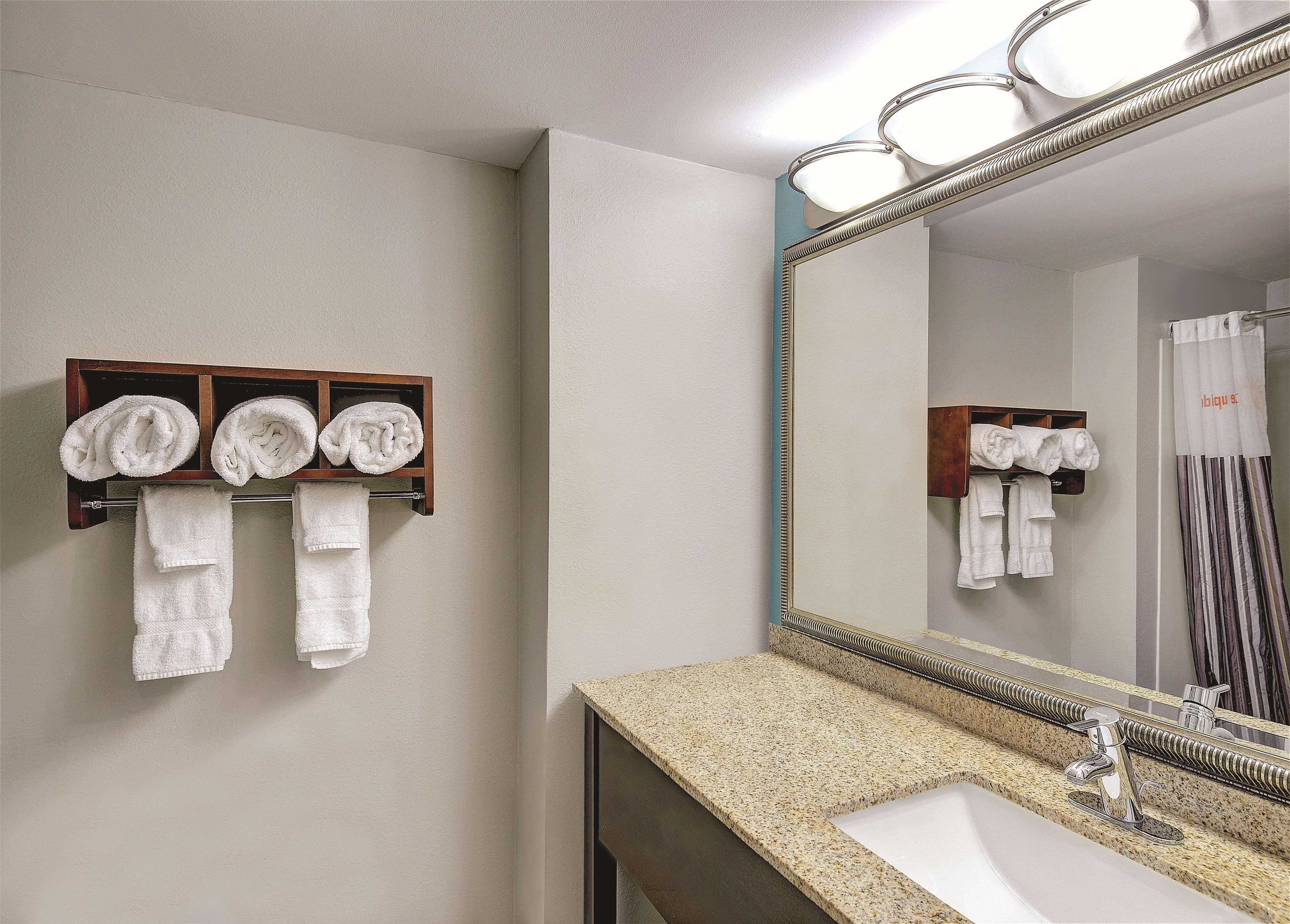 La Quinta Inn & Suites by Wyndham Cookeville