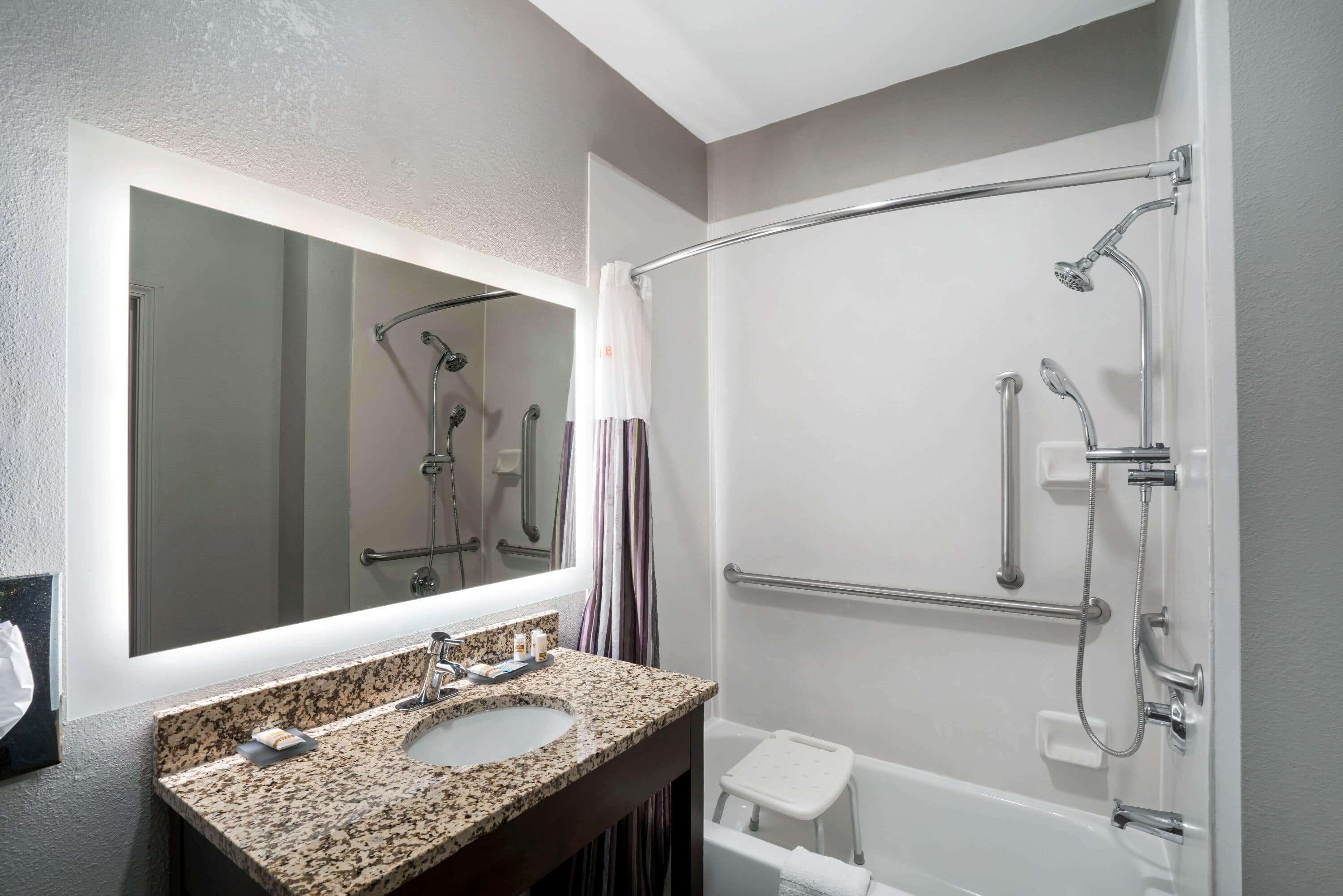 La Quinta Inn & Suites by Wyndham Cookeville