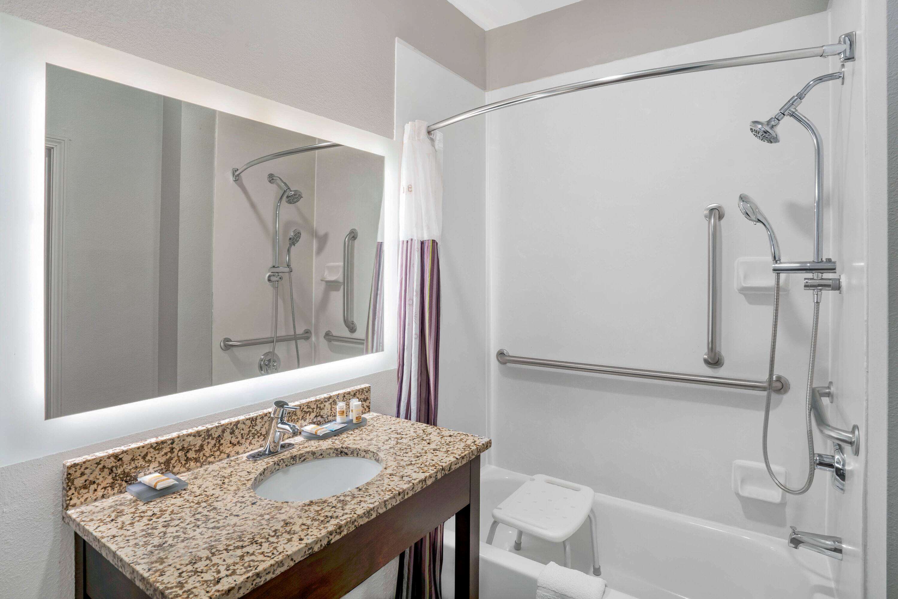 La Quinta Inn & Suites by Wyndham Cookeville