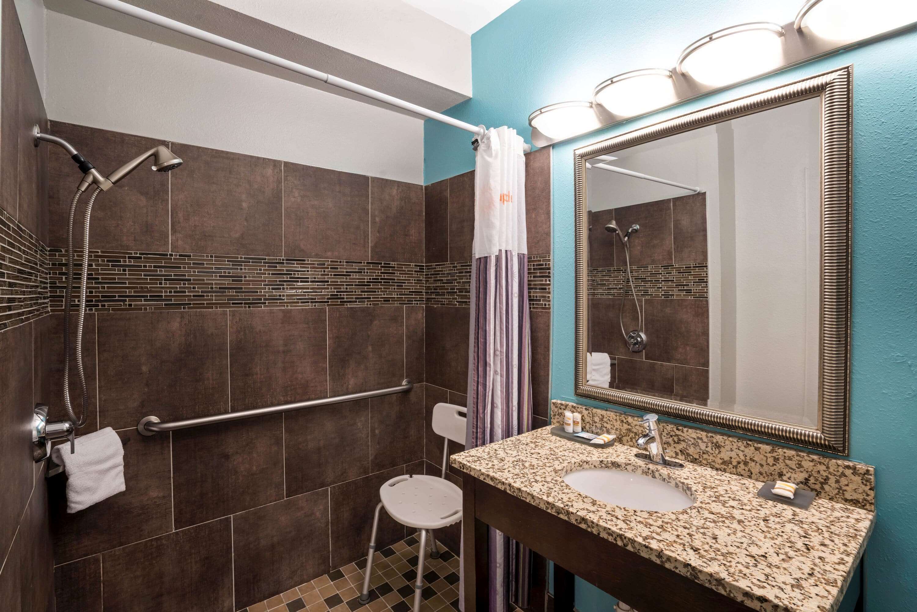 La Quinta Inn & Suites by Wyndham Cookeville