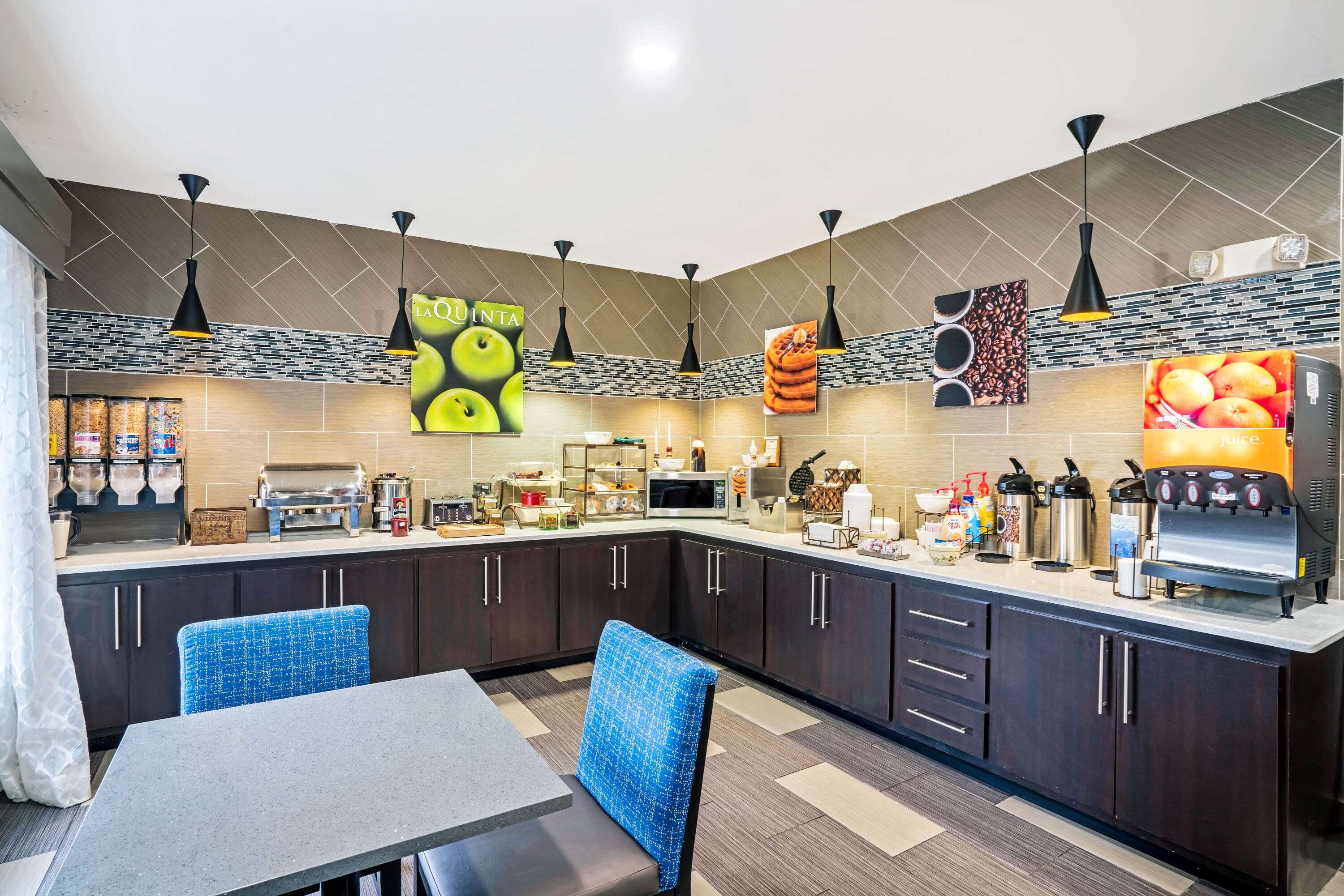 La Quinta Inn & Suites by Wyndham Cookeville