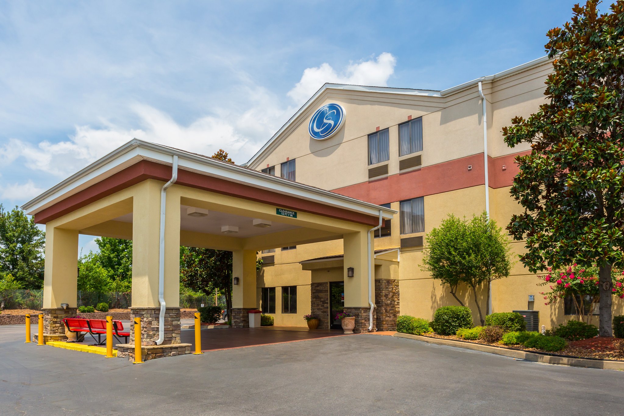 Comfort Suites