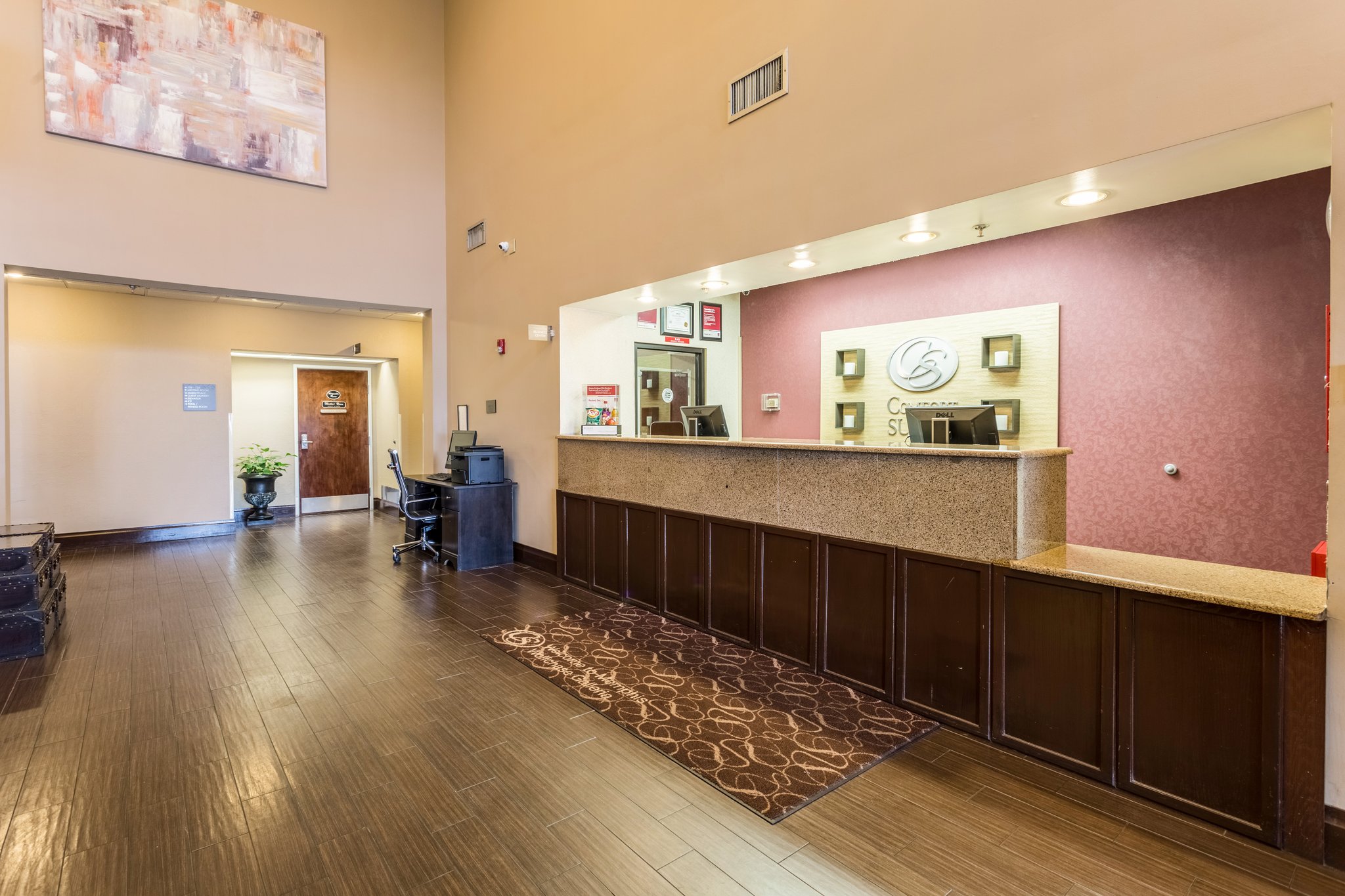 Comfort Suites