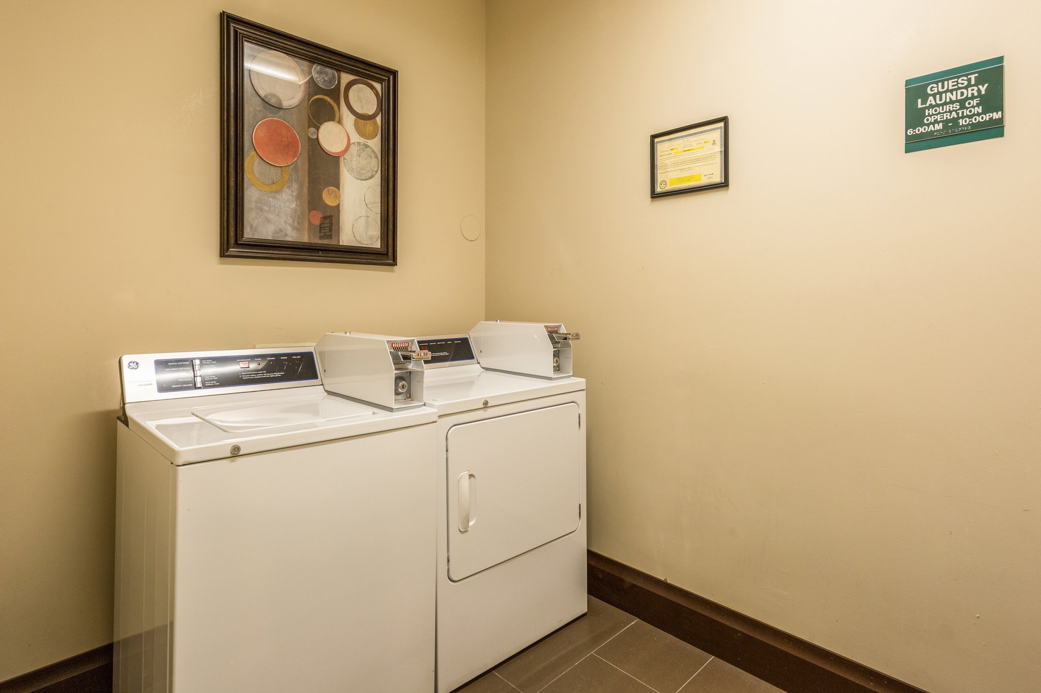 Comfort Suites
