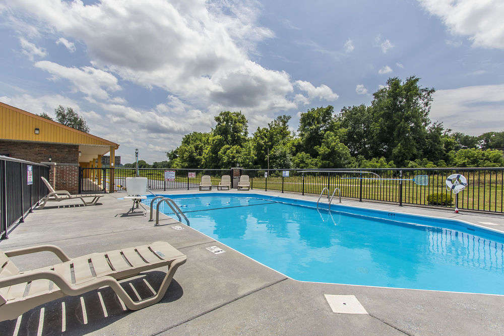Econo Lodge Cornersville