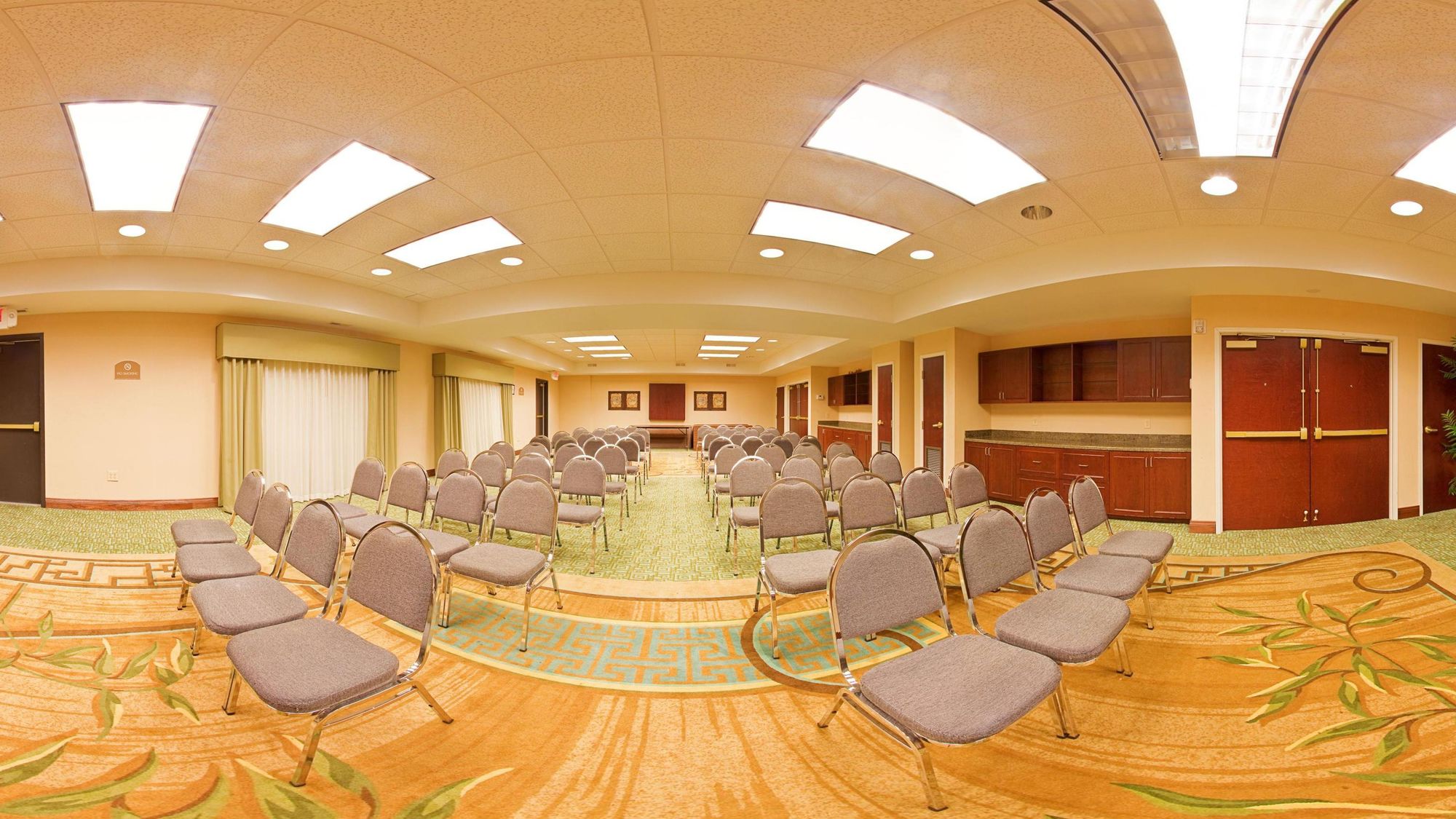 Holiday Inn Express Hotel & Suites Covington