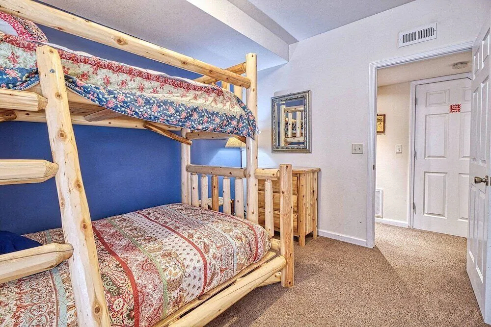 A Garden Blessing Cabin