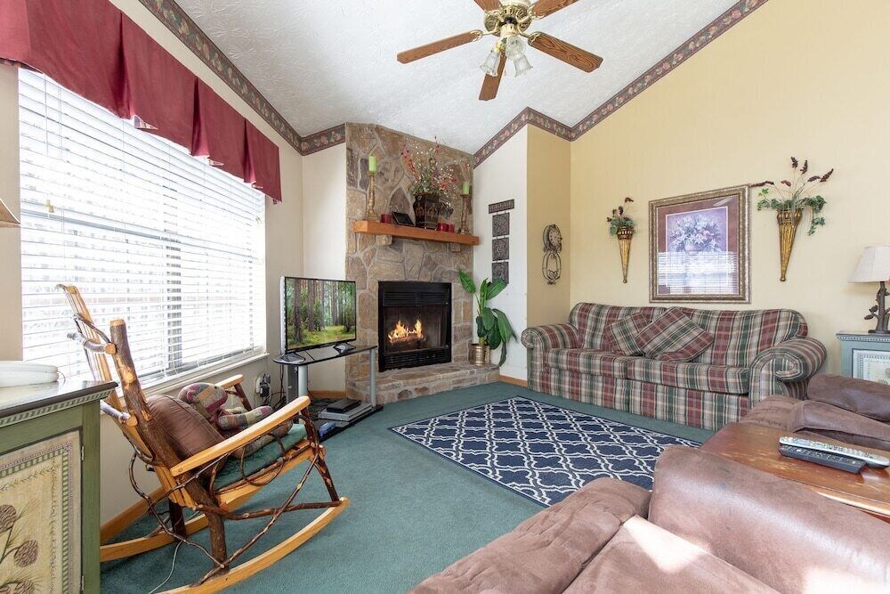 A Garden Blessing Cabin