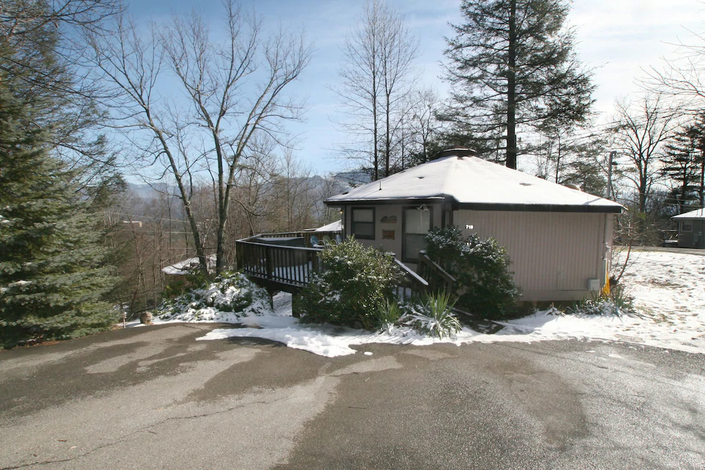 A Garden Blessing Cabin