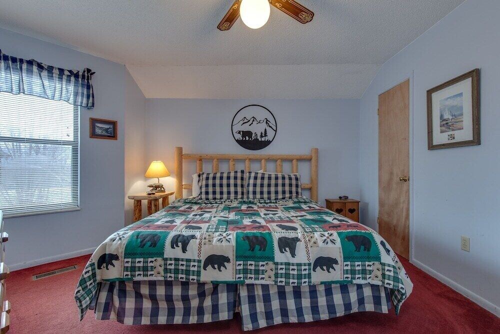 A Garden Blessing Cabin