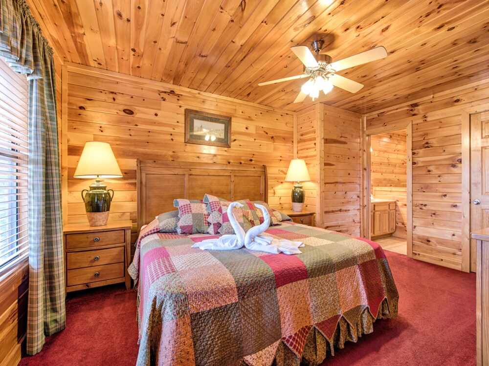 Apple Bear Lodge
