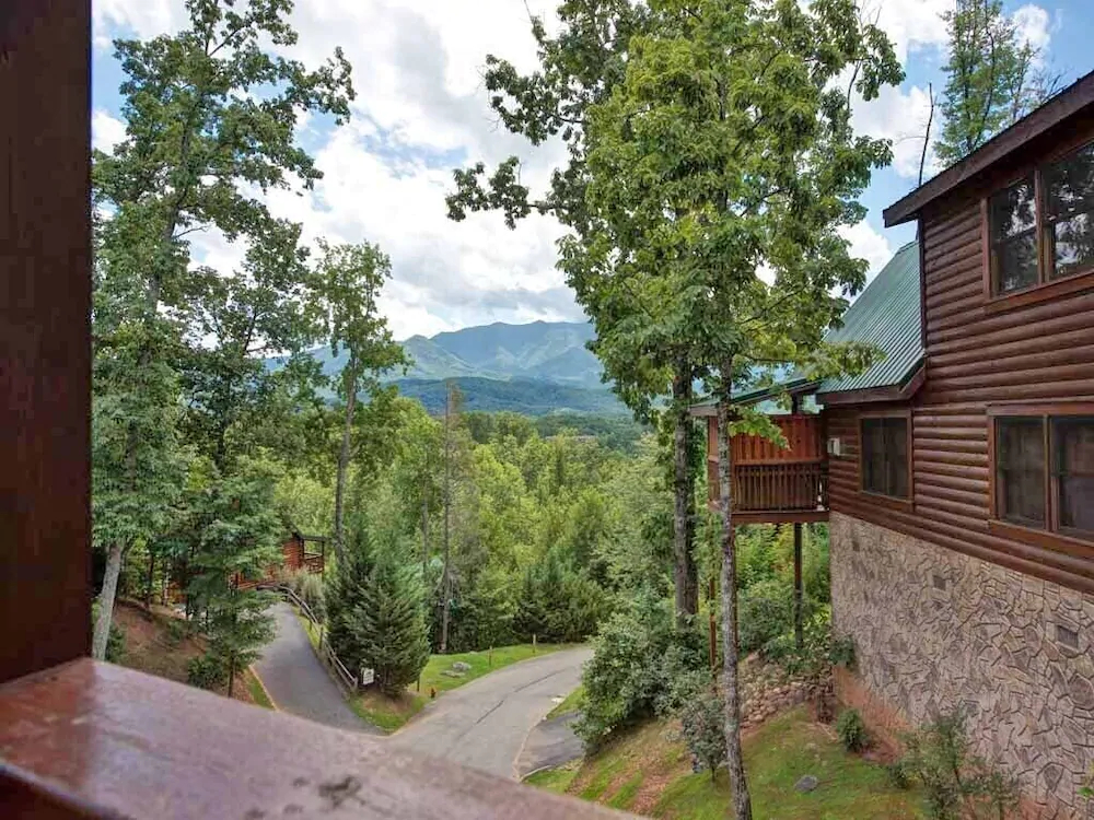 Artistic Mountain Home