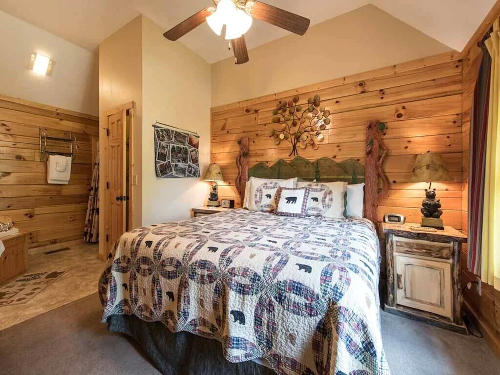 Artistic Mountain Home