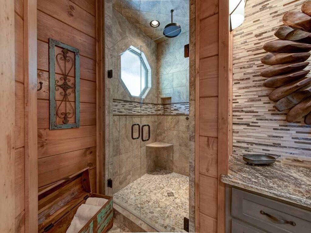 Bear Elegance Cabin