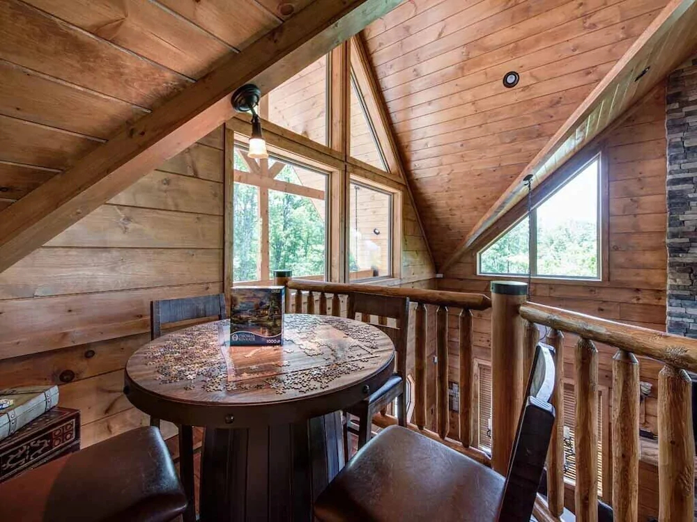 Bear Elegance Cabin